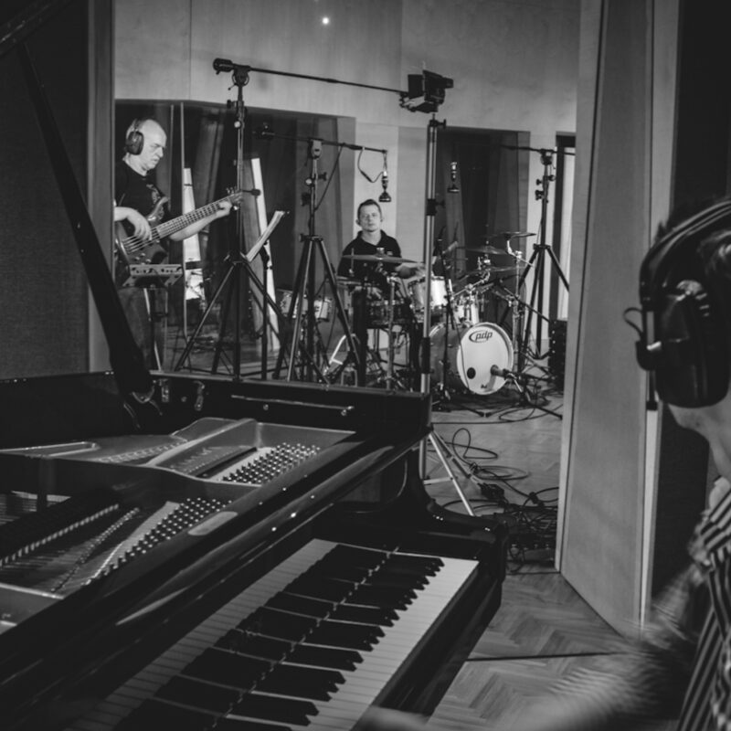 -Drum Cam Studio- Thinking of Weyne